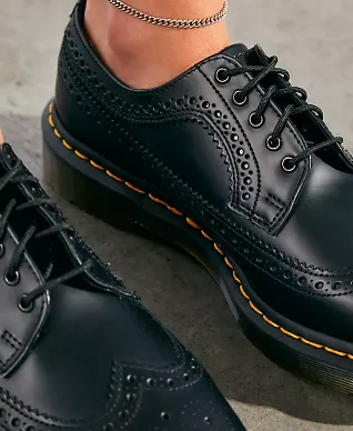 DR.MARTENS 3989 BLACK