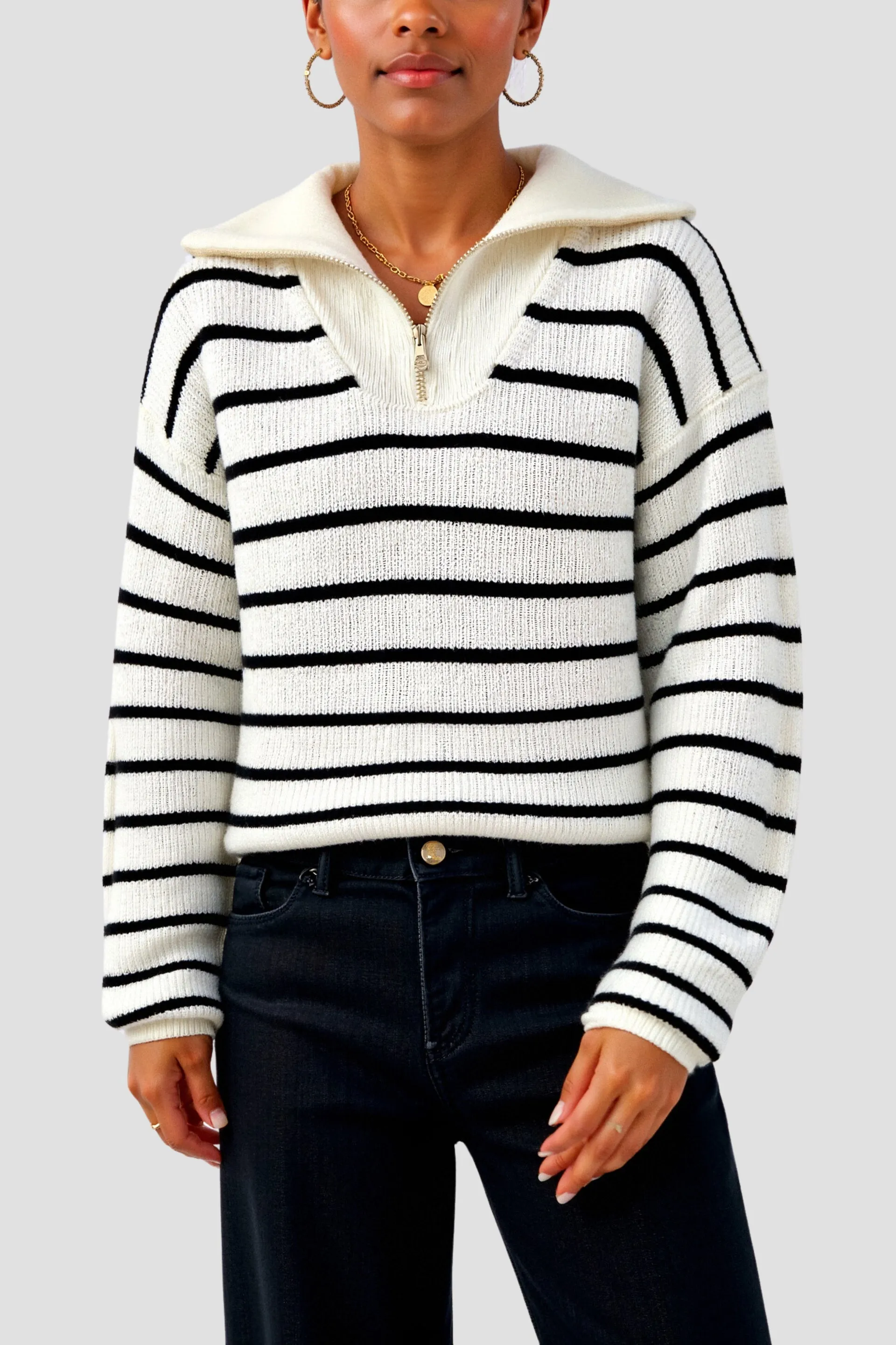 Elegant Heavy Striped Pattern Quarter Zip Collared Sweater