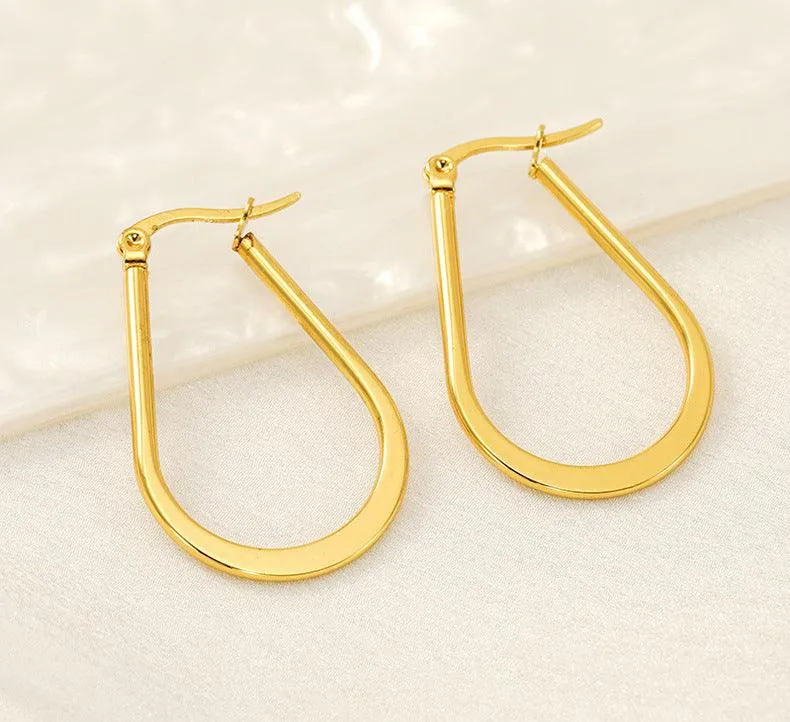 Geometric Teardrop Gold Hoop Earrings – Sleek Modern Design